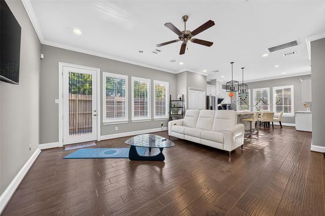 2502 Radcliffe Street, Houston, TX 77007