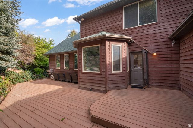 2131 KAYS CREEK DR, Layton, UT 84040