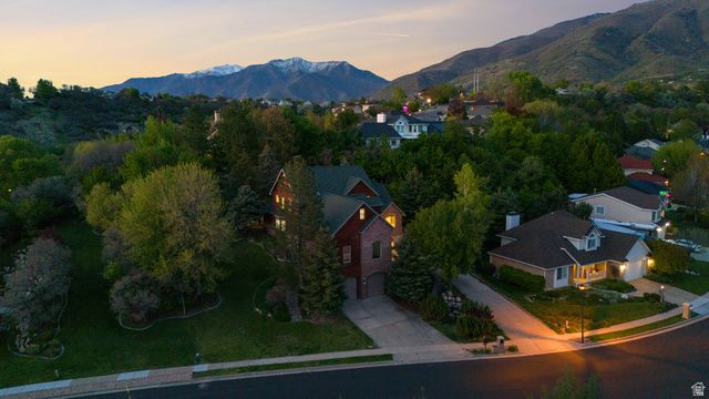2131 KAYS CREEK DR, Layton, UT 84040