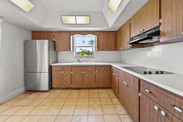 1370 NW 7TH Street, Boca Raton, FL 33486