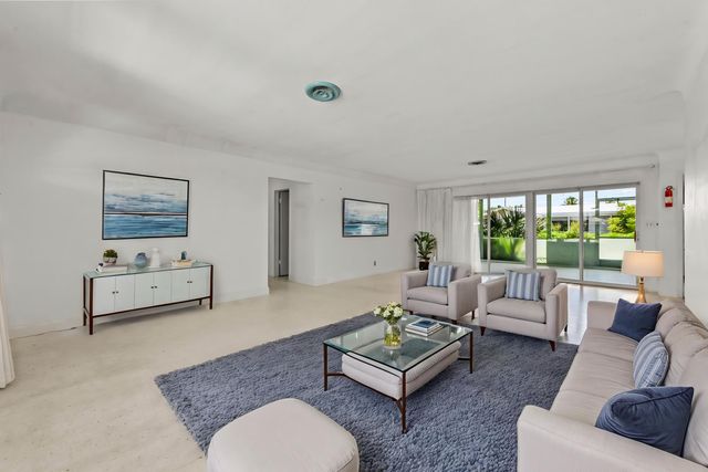 1370 NW 7TH Street, Boca Raton, FL 33486