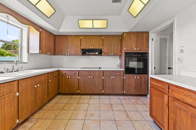 1370 NW 7TH Street, Boca Raton, FL 33486
