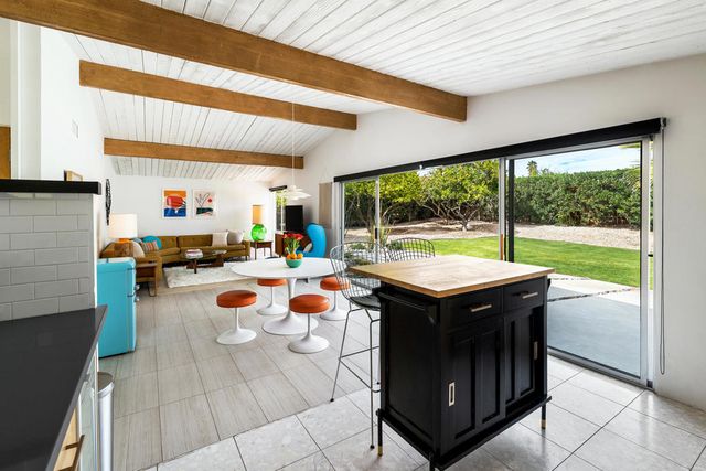 504 E Laurel Circle, Palm Springs, CA 92262