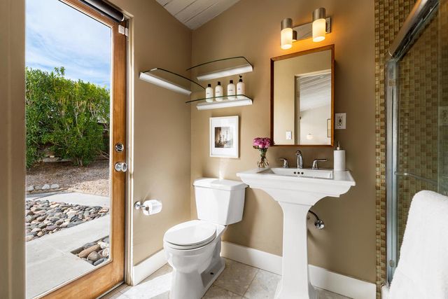 504 E Laurel Circle, Palm Springs, CA 92262