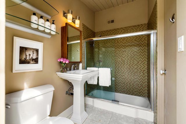 504 E Laurel Circle, Palm Springs, CA 92262