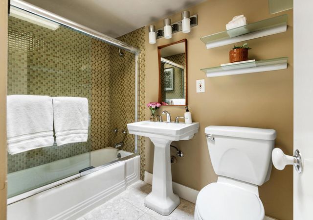 504 E Laurel Circle, Palm Springs, CA 92262