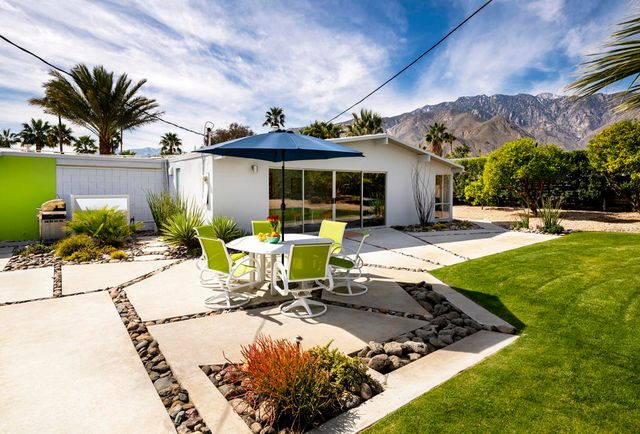 504 E Laurel Circle, Palm Springs, CA 92262
