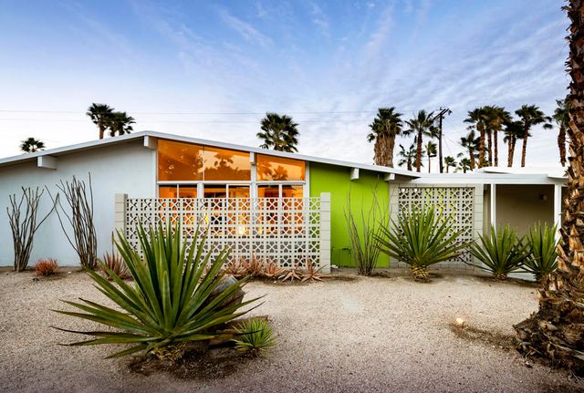 504 E Laurel Circle, Palm Springs, CA 92262