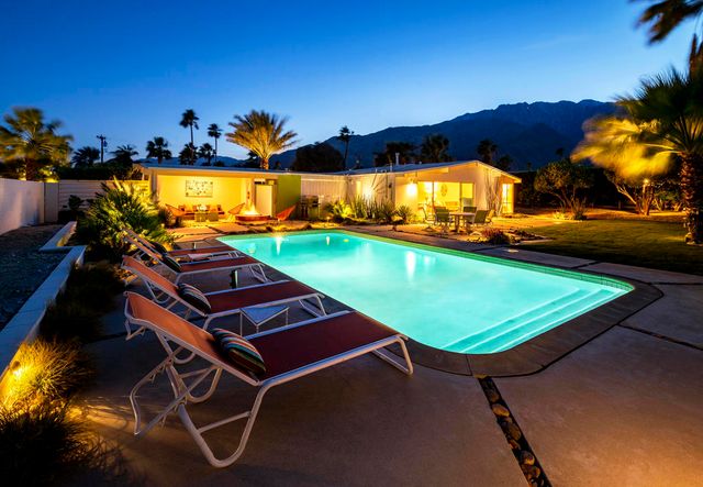 504 E Laurel Circle, Palm Springs, CA 92262