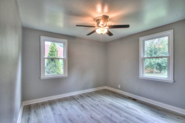 141 Dodge Dr, Nashville, TN 37210