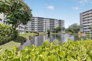 1770 NE 191st St 401-1, Miami, FL 33179
