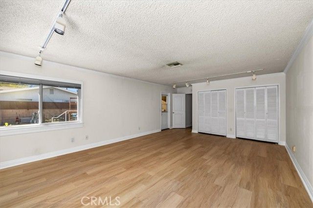 23032 Mobile, West Hills (los Angeles), CA 91307