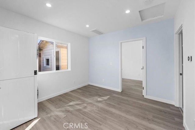 23032 Mobile, West Hills (los Angeles), CA 91307