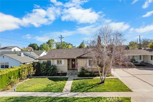 23032 Mobile, West Hills (los Angeles), CA 91307