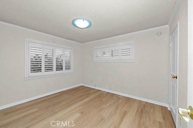 23032 Mobile, West Hills (los Angeles), CA 91307