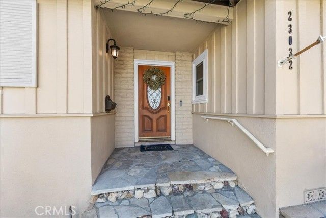 23032 Mobile, West Hills (los Angeles), CA 91307