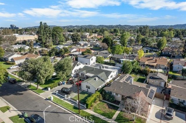 23032 Mobile, West Hills (los Angeles), CA 91307