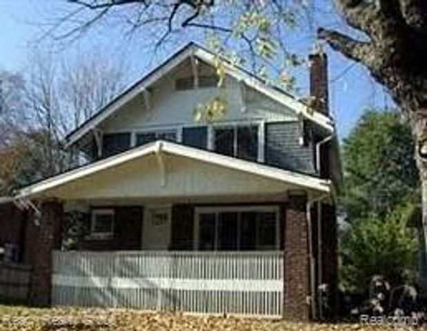 16565 Blackstone Street, Detroit, MI 48219