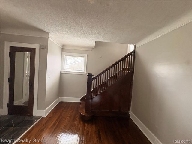 16565 Blackstone Street, Detroit, MI 48219
