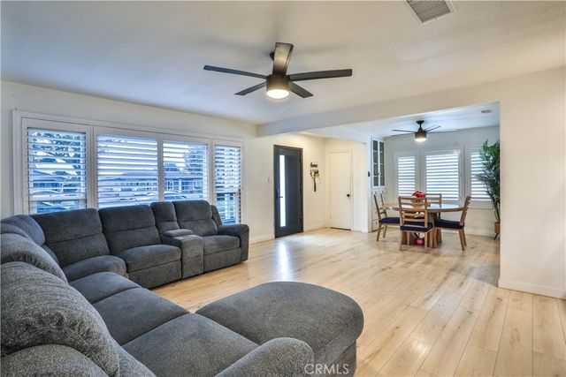 544 W G, Ontario, CA 91762