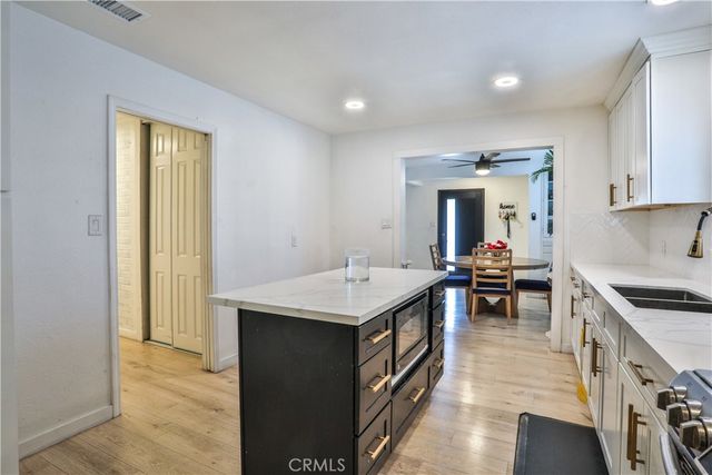 544 W G, Ontario, CA 91762