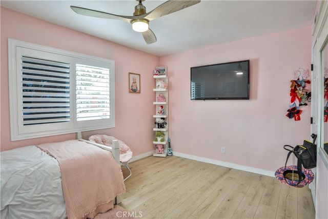 544 W G, Ontario, CA 91762