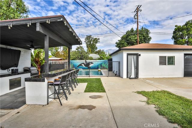 544 W G, Ontario, CA 91762