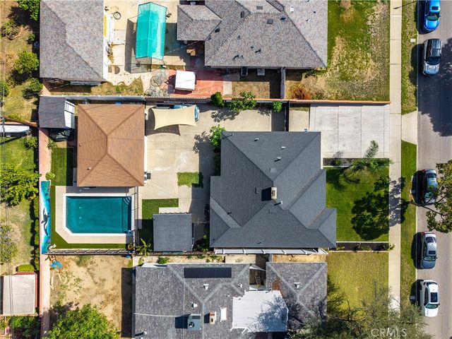 544 W G, Ontario, CA 91762
