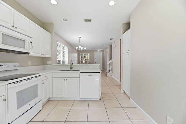 3209 NW 33rd Street, Oakland Park, FL 33309