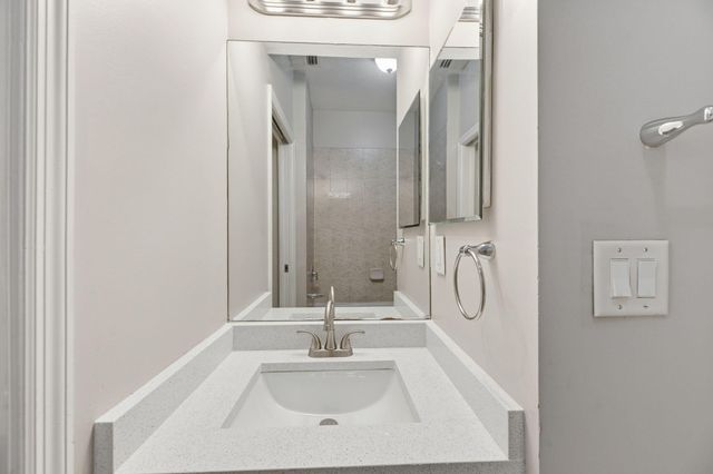 3209 NW 33rd Street, Oakland Park, FL 33309