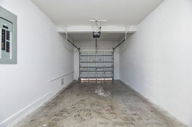 3209 NW 33rd Street, Oakland Park, FL 33309