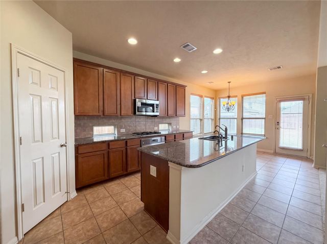 4710 Autumn Pine Lane, Houston, TX 77084