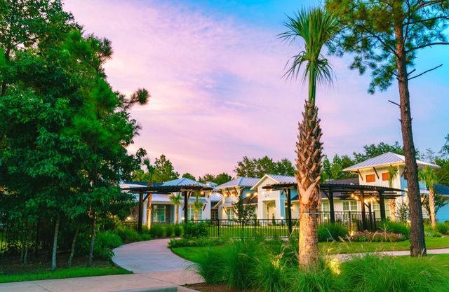 120 West Coralburst Loop, Montgomery, TX 77316