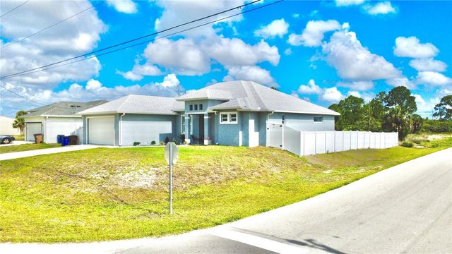 3900 21ST STREET SW, Lehigh Acres, FL 33976