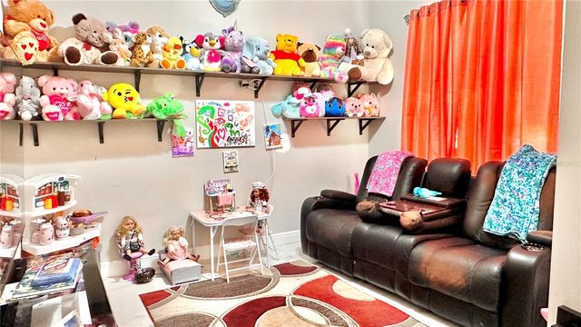 3900 21ST STREET SW, Lehigh Acres, FL 33976