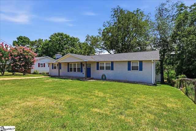 123 Monaview Circle, Greenville, SC 29617