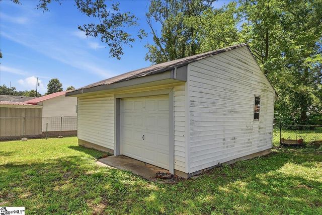 123 Monaview Circle, Greenville, SC 29617