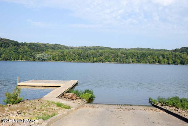 14119 Harbour Pl, Prospect, KY 40059