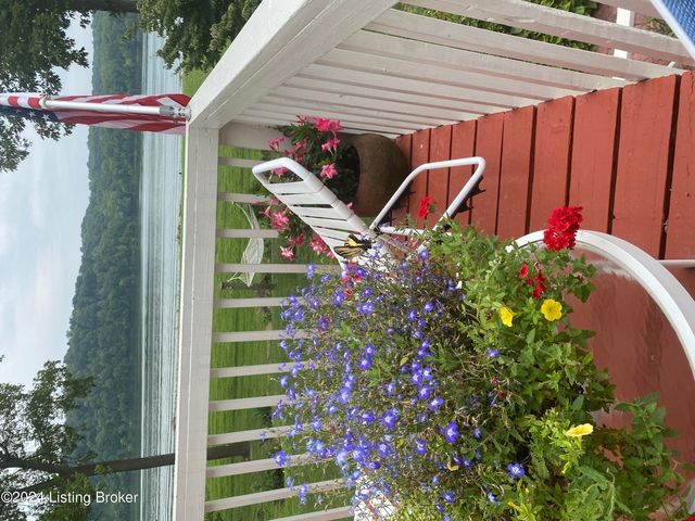 14119 Harbour Pl, Prospect, KY 40059