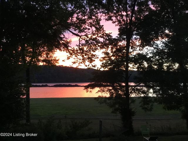 14119 Harbour Pl, Prospect, KY 40059