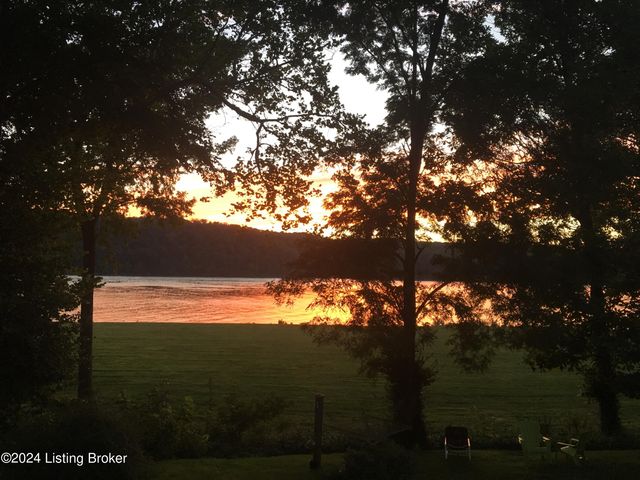 14119 Harbour Pl, Prospect, KY 40059