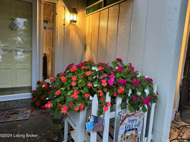 14119 Harbour Pl, Prospect, KY 40059