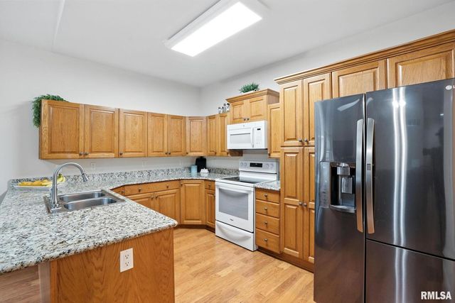 1013 2ND Street Court 0, Moline, IL 61265