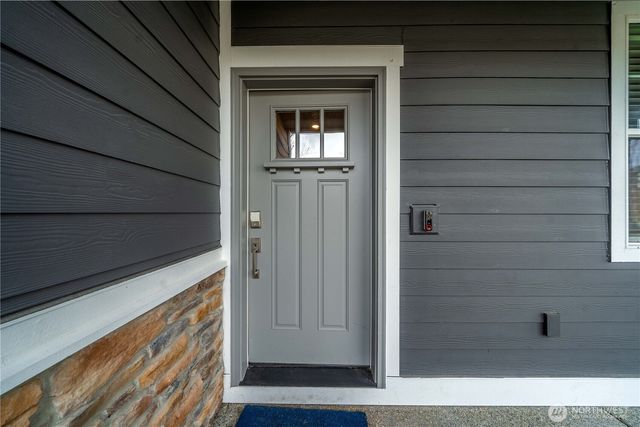 32709 Ash Avenue SE, Black Diamond, WA 98010