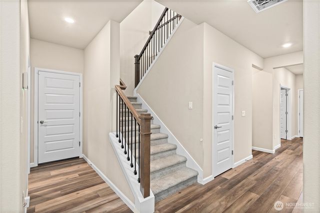 32709 Ash Avenue SE, Black Diamond, WA 98010