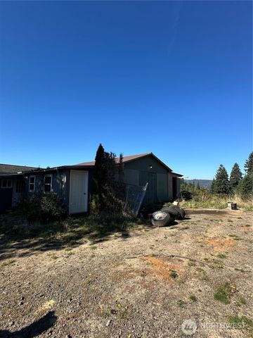 550 Holcomb Road, Kelso, WA 98626