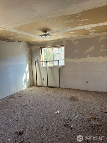 550 Holcomb Road, Kelso, WA 98626