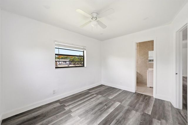 1060 SW 5th Terrace, Deerfield Beach, FL 33441