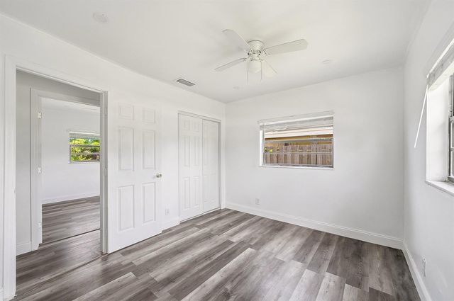 1060 SW 5th Terrace, Deerfield Beach, FL 33441