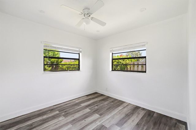 1060 SW 5th Terrace, Deerfield Beach, FL 33441